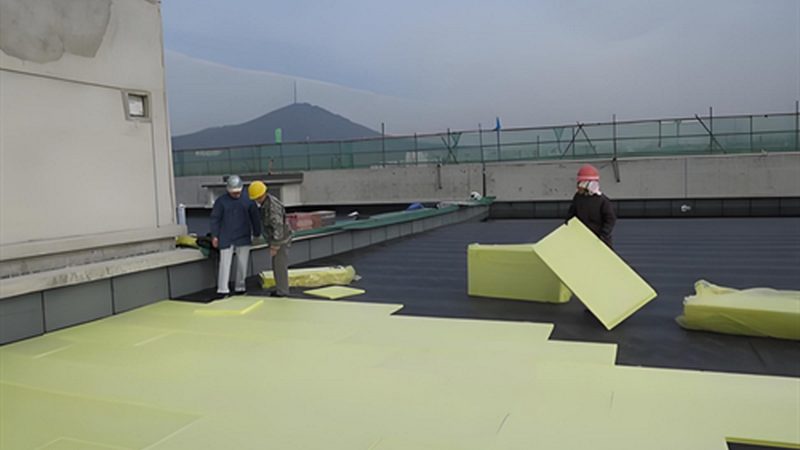钢结构厂房岩棉板施工步骤详解