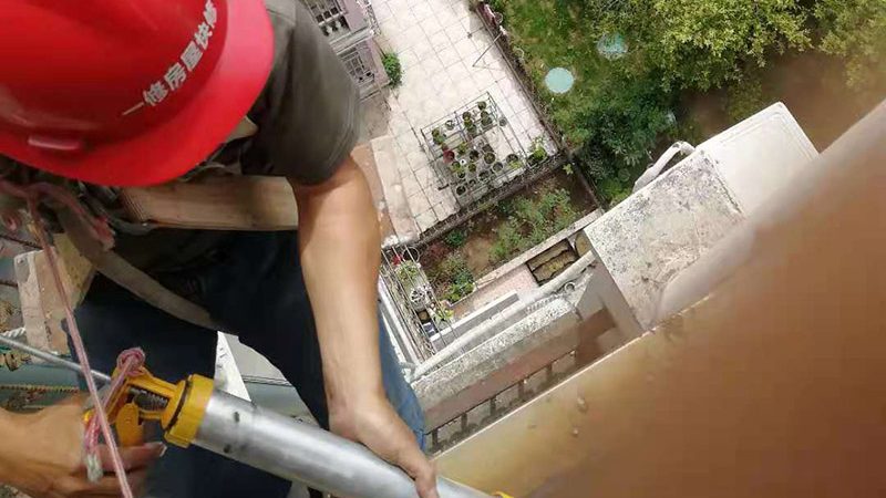 非固化防水涂料：屋顶施工中的创新选择